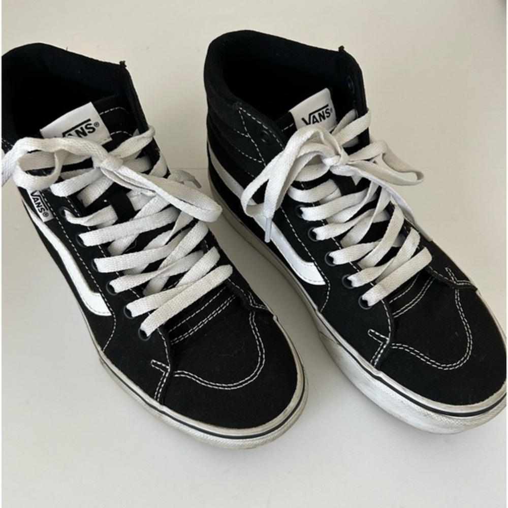 Women's Vans Sk8-Hi Tapered‎ Stackform High top Black White Sneaker Shoe Size 6
